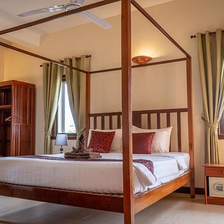 Den Hotel Totonou Сіємреап Екстер'єр фото